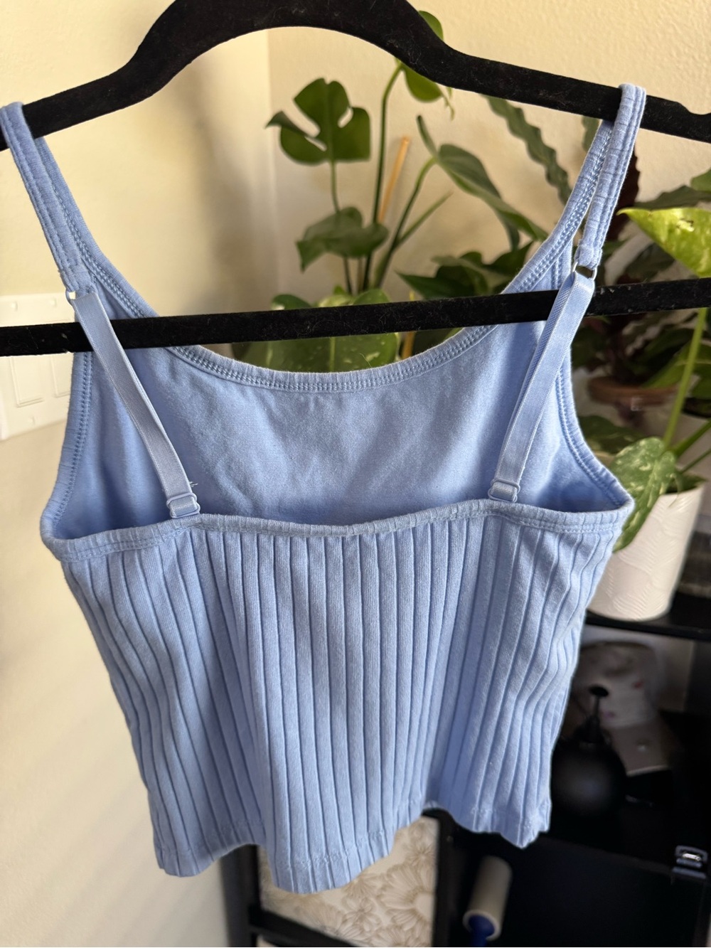 Old Navy Sky Blue Ribbed Spaghetti Strap Cami - Picture 2 of 2